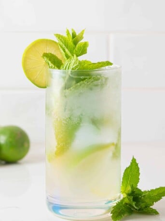 a mojito in a glass