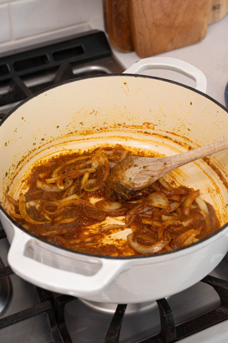 Onion with spices and tomato sauce.