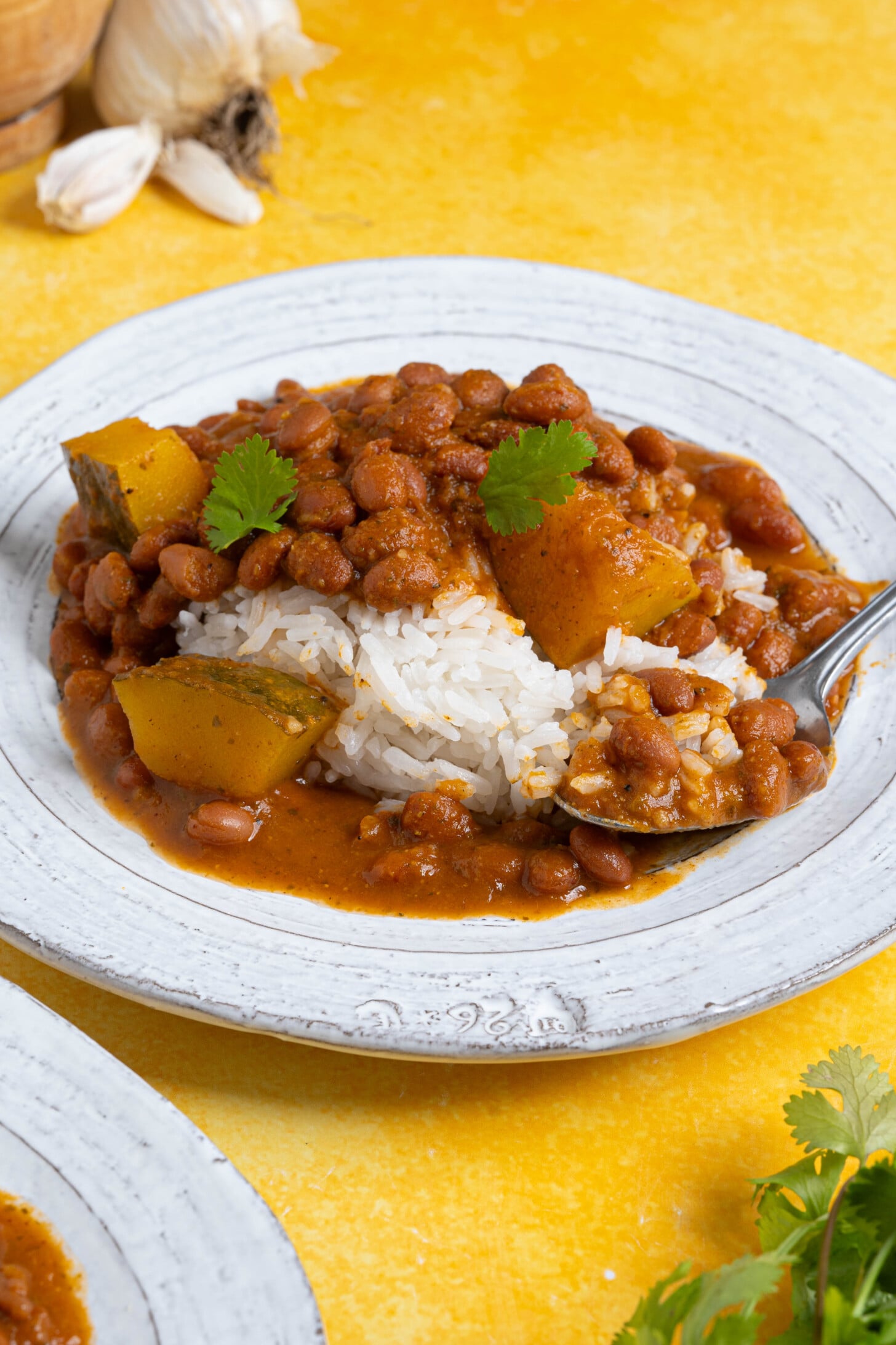 A plate of habichuelas guisadas with rice.