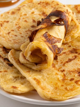 A plate full of msmen.