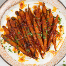 Honey Harissa Carrots with Garlic Yogurt -image